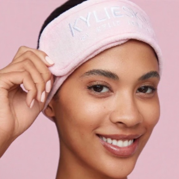 Kylie Cosmetics Other - NWT Kylie Skin by Kylie Jenner Pink Spa Headband